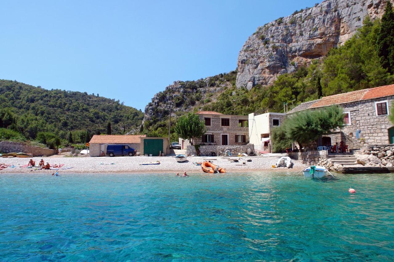 Apartments By The Sea Cove Zarace - Gdinj, Hvar - 4598 מראה חיצוני תמונה