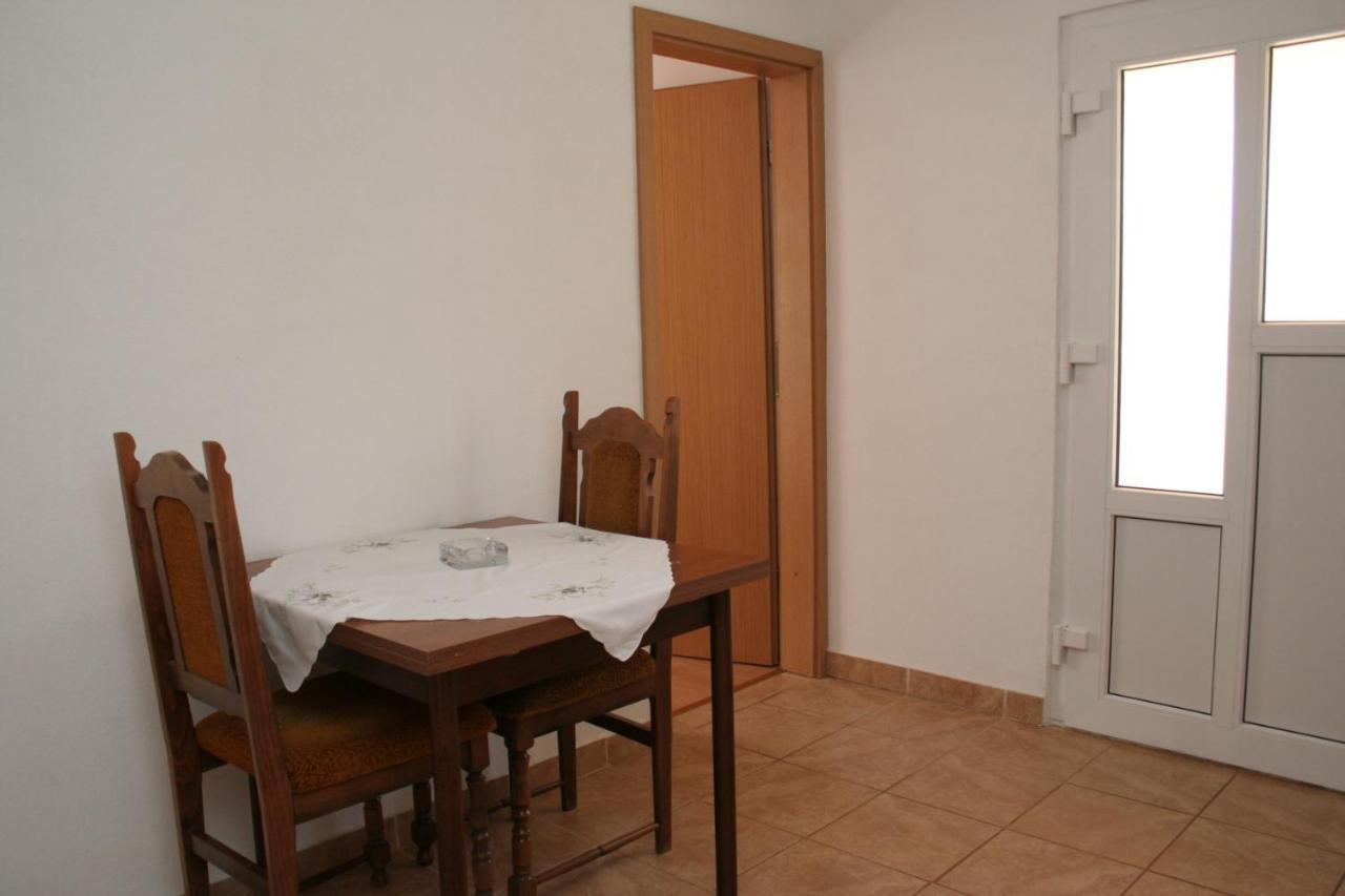 Apartments By The Sea Cove Zarace - Gdinj, Hvar - 4598 מראה חיצוני תמונה